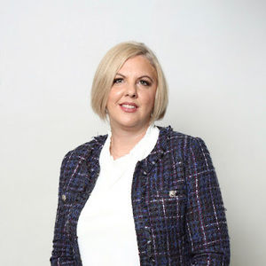 Meet your Posher, Eva